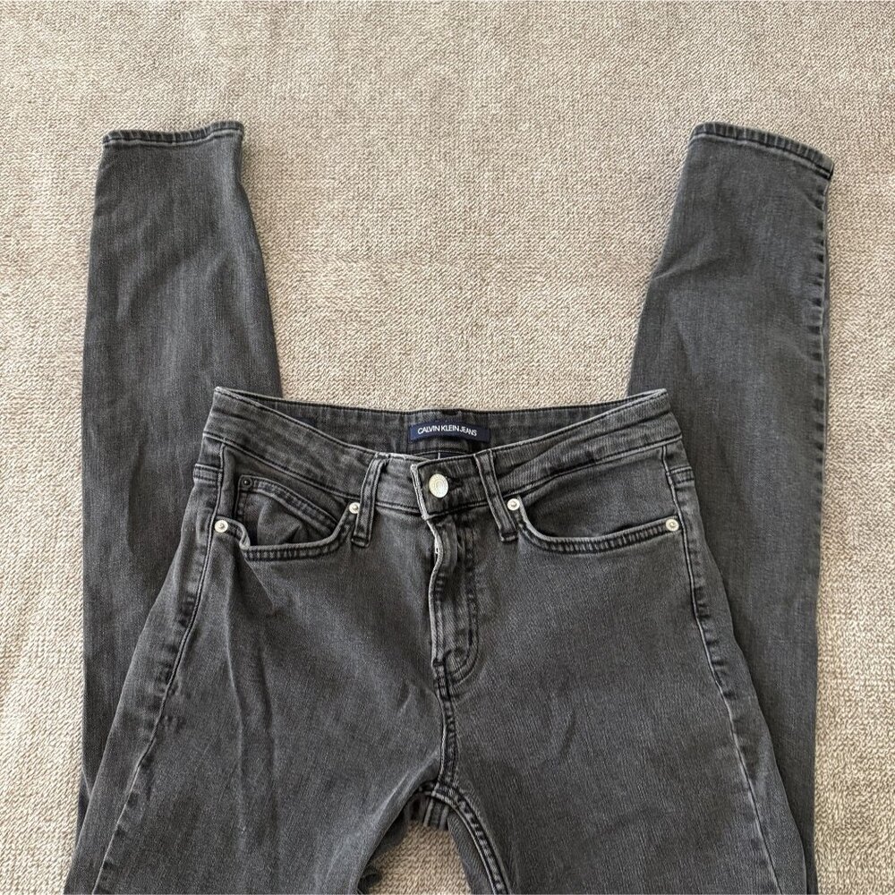 Calvin Klein Black Mid Rise Skinny Jeans 28x30